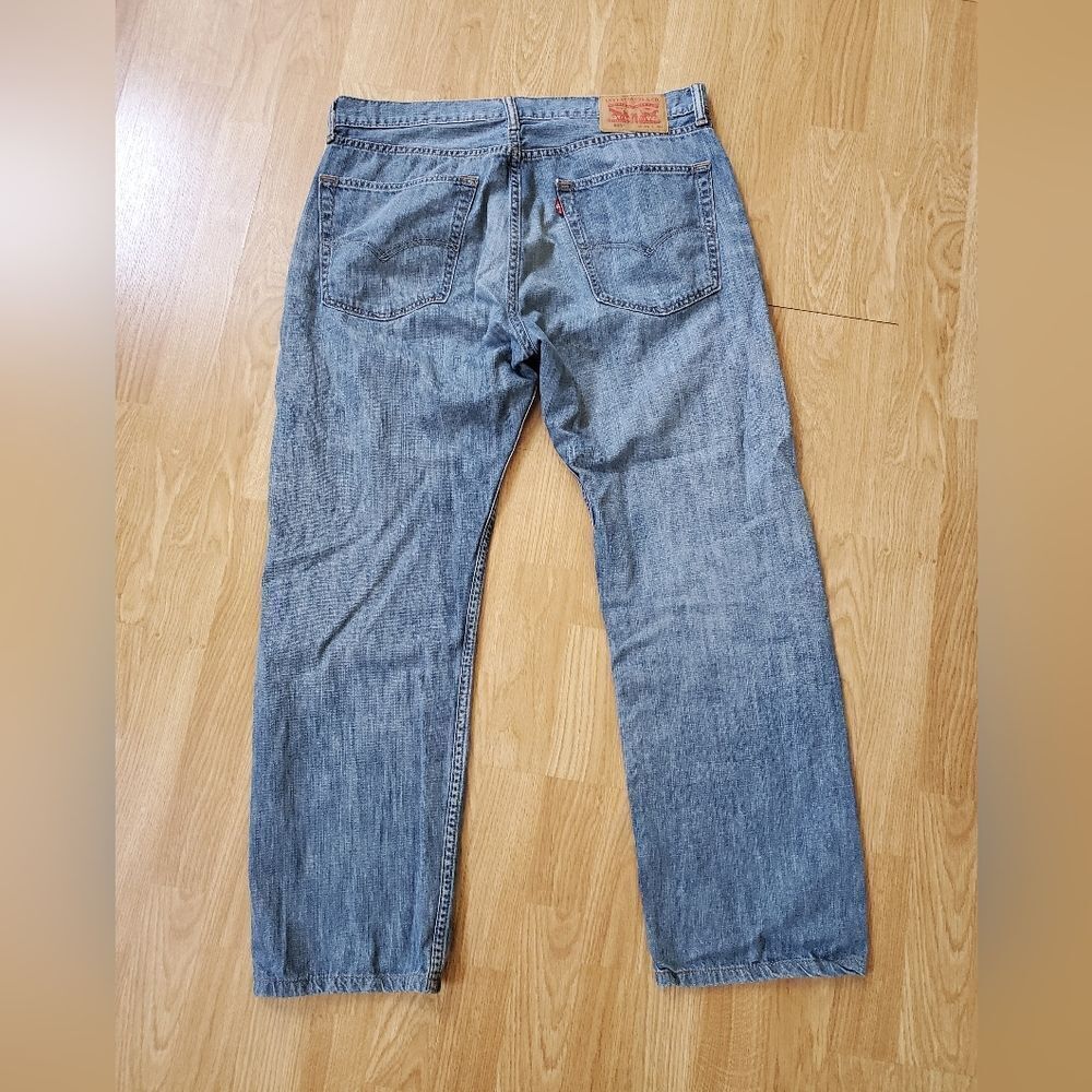 Levi's 505 Regular-Fit Straight Leg Jeans sz 36x28 - Picture 4 of 9